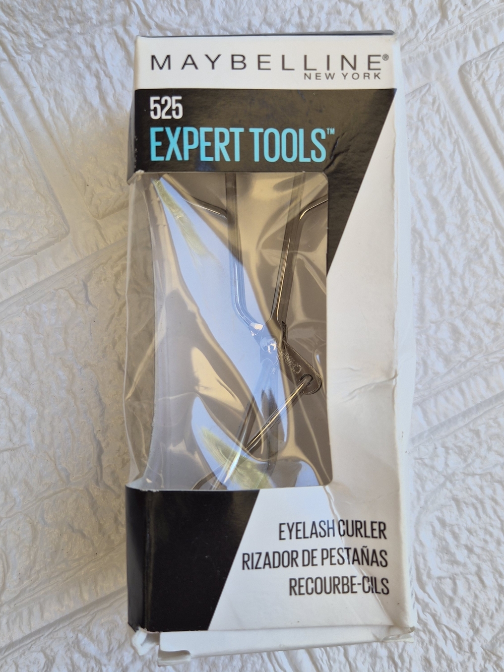 Maybelline Eyelash Curler - White and Black Packaging